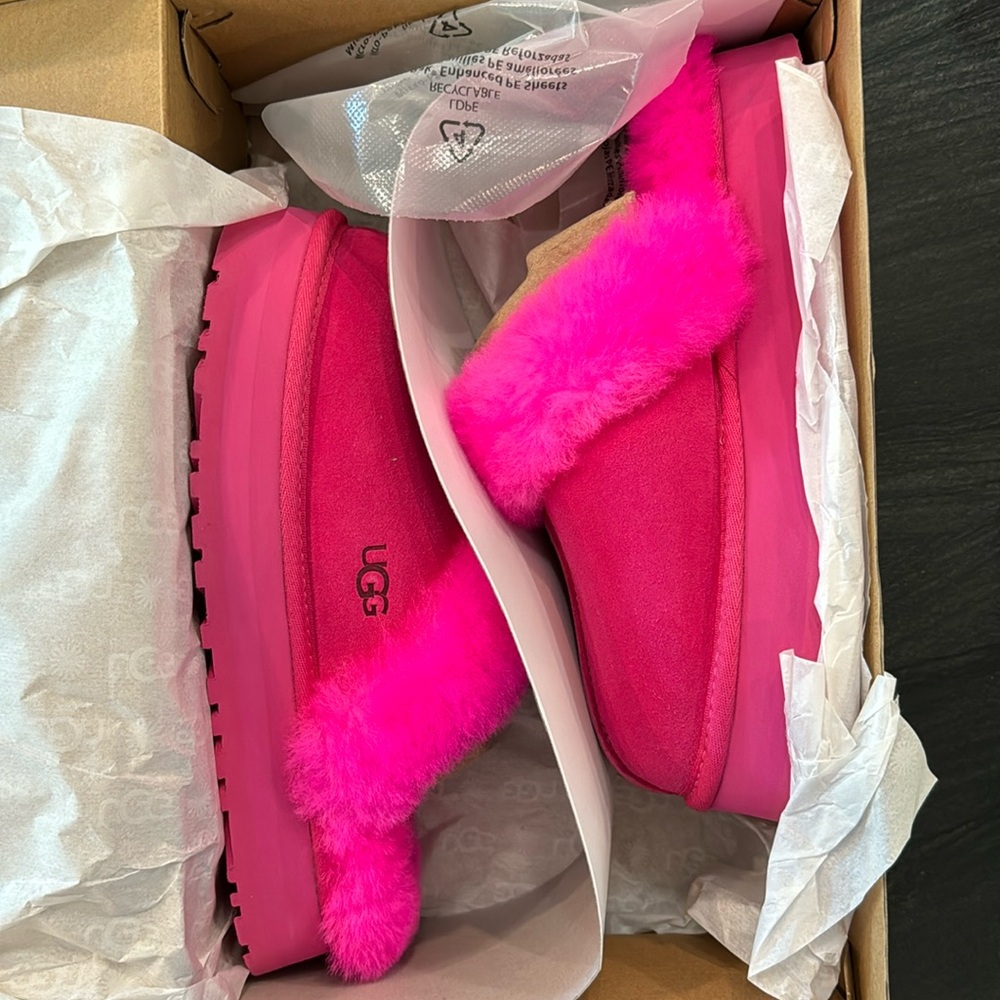 UGG Disquette Slippers - Pink!